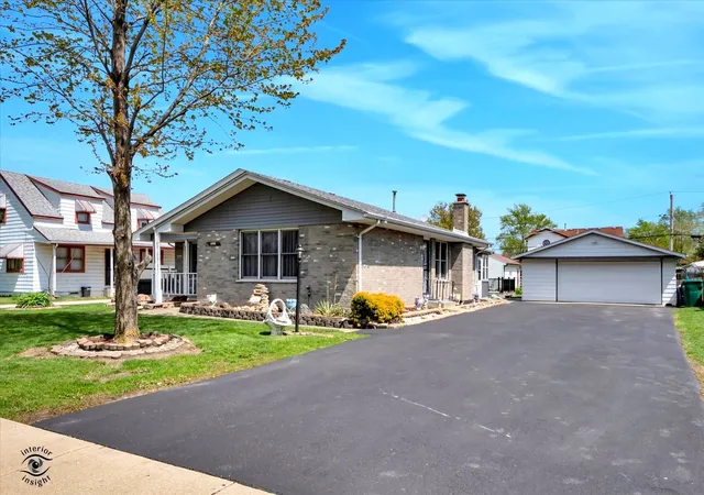 1st image of 8001 Lockwood Ave S, Burbank, IL 60459 | MLS# 12653779