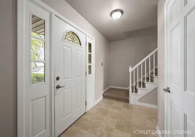 3rd image of 907 Secretariat Dr, Naperville, IL 60540 | MLS# 12653780