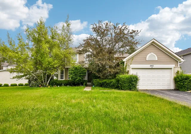 Photo 1 of Single family home for sale at 2421 Chambourd Dr, Buffalo Grove, IL 60089 | MLS# 12654076 | Listing updated on 2026-06-02
