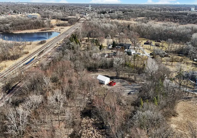 3rd image of 30W680 Lee Rd, West Chicago, IL 60185 | MLS# 12654105