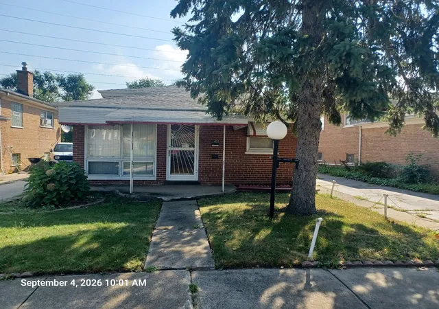 Photo 2 of Single family home for sale at 11401 S Morgan St, Chicago, IL 60643 | MLS# 12654148 | Listing updated on 2026-10-07