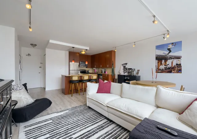 5th image of 1460 N Sandburg Ter #2303A, Chicago, IL 60610 | MLS# 12654505