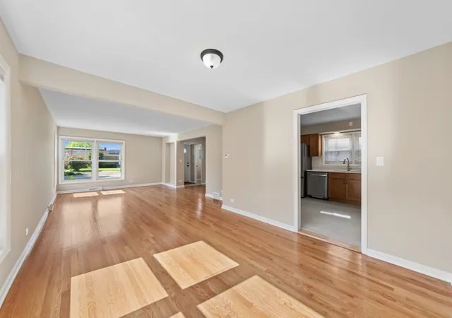 4th image of 3518 W Main St, Skokie, IL 60076 | MLS# 12654793