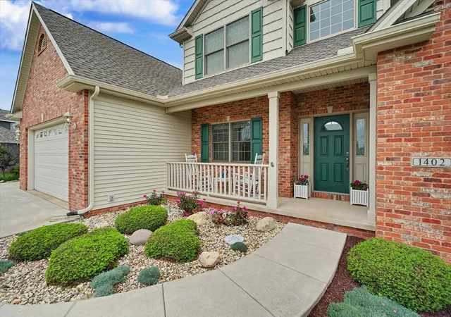 Homes for sale in Mahomet, IL | 1402 Alydar Dr, Mahomet, IL 61853 | MLS# 12654926
