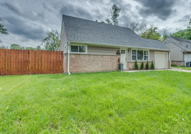 2nd image of 407 Watseka St, Park Forest, IL 60466 | MLS# 12654947