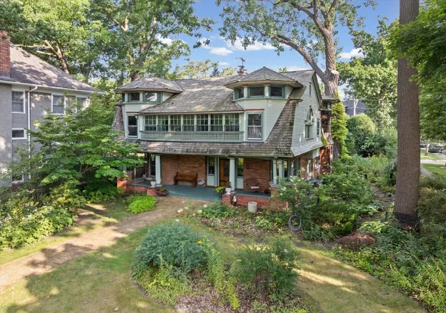 Photo 2 of Sale Pending at 600 Central Ave, Wilmette, IL 60091 | MLS# 12654986 | Listing updated on 2026-09-24