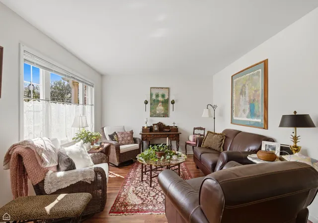 Homes for sale in Glenview, IL | 2154 Rugen Rd, Glenview, IL 60026