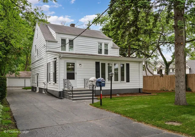 Photo 1 of Single family home for sale at 1950 Monroe Ave, Glenview, IL 60025 | MLS# 12655084 | Listing updated on 2026-09-21