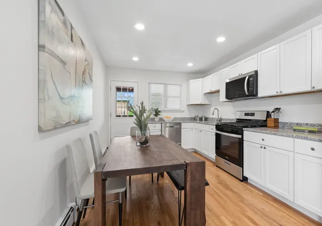 Homes for sale in Chicago, IL | 6969 N Ashland Blvd #304, Chicago, IL 60626 | MLS# 12655107