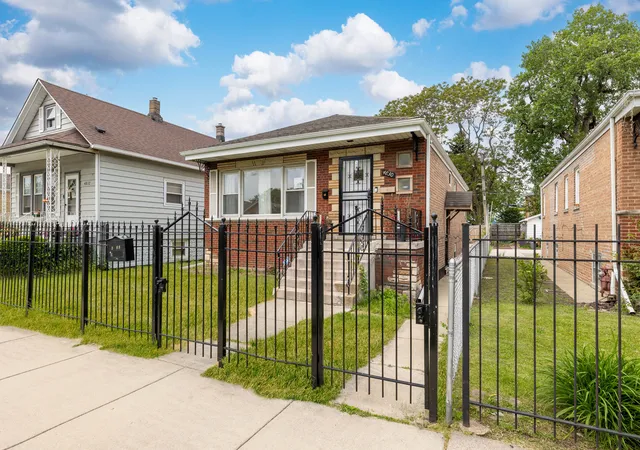 Homes for sale in Chicago, IL | 4830 S Ridgeway Ave, Chicago, IL 60632 | MLS# 12655200