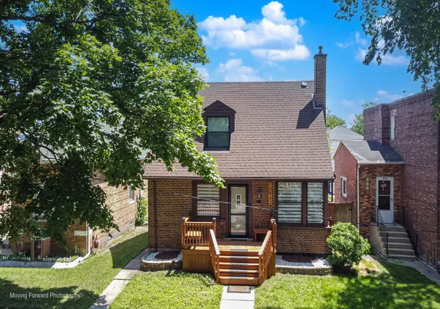 Homes for sale in Chicago, IL | 10933 S Avenue F, Chicago, IL 60617 | MLS# 12655310