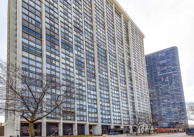 Homes for sale in Chicago, IL | 5445 N Sheridan Rd #3805, Chicago, IL 60640 | MLS# 12655326