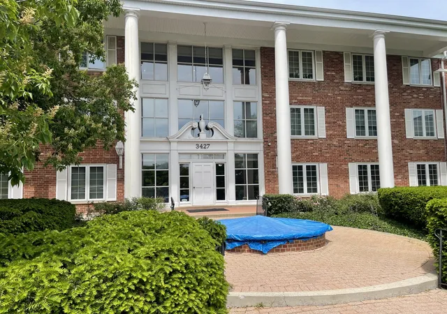 2nd image of 3427 Vollmer Rd #109, Flossmoor, IL 60422 | MLS# 12655349