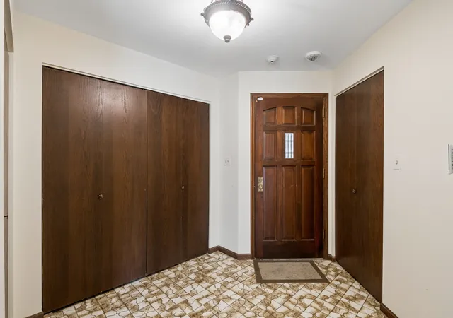 Homes for sale in Park Ridge, IL | 125 Boardwalk Pl #201, Park Ridge, IL 60068 | MLS# 12655463