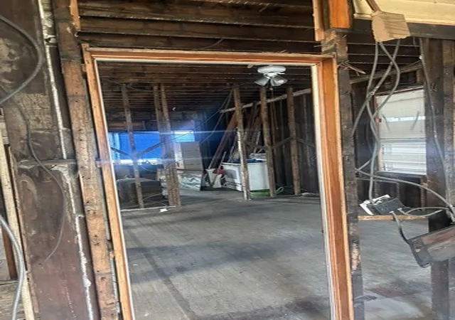 Listing Photo 3 - Condo for sale in building located at 4534 S Honore St, Chicago, IL 60609