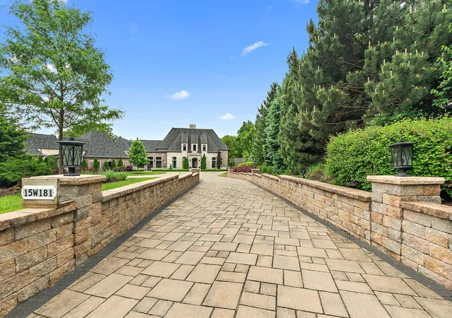 Photo 2 of Sale Pending at 15w181 87th Street, Burr Ridge, IL 60527 | MLS# 12655551 | Listing updated on 2026-09-14