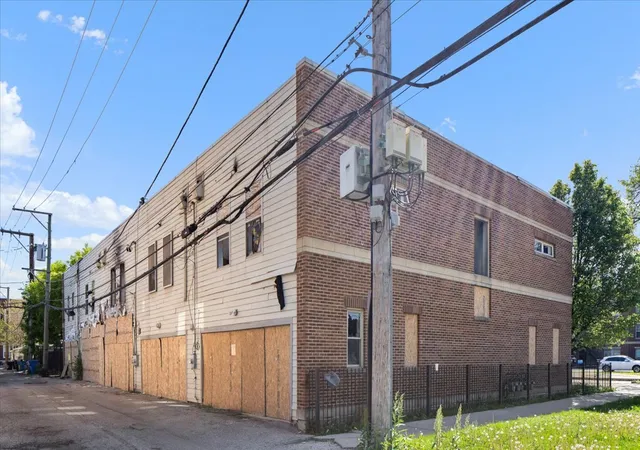 4th image of 3149 W Lexington St #5, Chicago, IL 60612 | MLS# 12655553