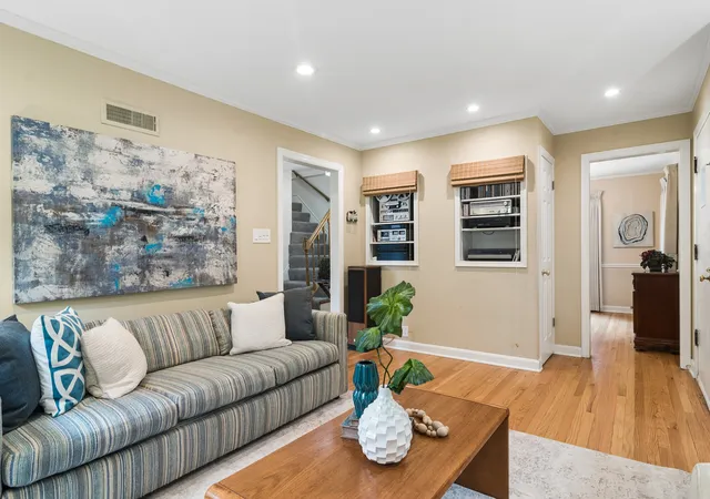 Photo 4 of Sale Pending at 501 N Douglas Ave, Arlington Heights, IL 60004 | MLS# 12655562 | Listing updated on 2026-09-24