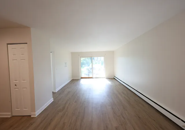 Homes for sale in Arlington Heights, IL | 2230 S Goebbert Rd #139, Arlington Heights, IL 60005 | MLS# 12655591