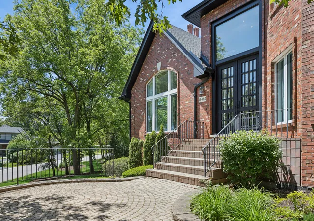 5th image of 14460 Raneys Ln, Orland Park, IL 60462 | MLS# 12655615