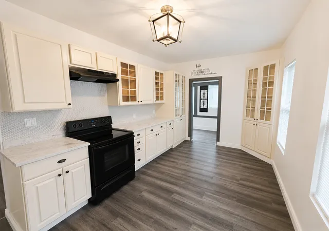 4th image of 312 Stone St, Kankakee, IL 60901 | MLS# 12655639