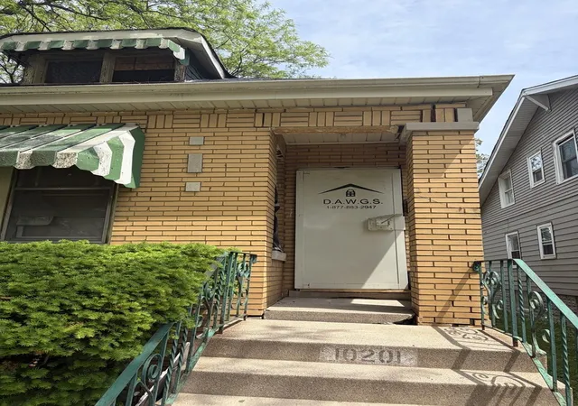 2nd image of 10201 S Princeton Ave, Chicago, IL 60628 | MLS# 12655658