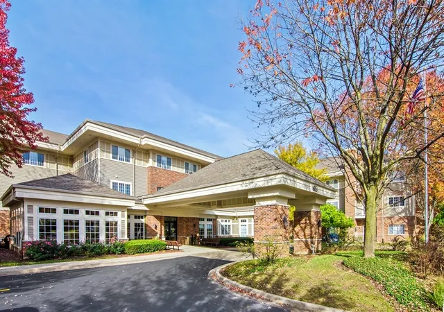 2nd image of 605 Barrington Ave #358, East Dundee, IL 60118 | MLS# 12655765