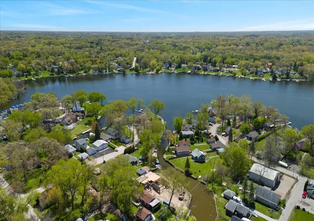 Homes for sale in Antioch, IL | 39457 N Forest Ave, Antioch, IL 60002 | MLS# 12655783