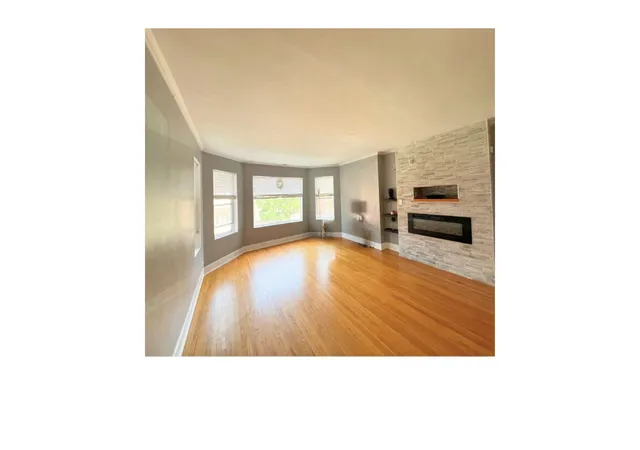 Photo 2 of Condo for sale at 6926 S Paxton Ave #2S, Chicago, IL 60649 | MLS# 12655816 | Listing updated on 2026-10-07