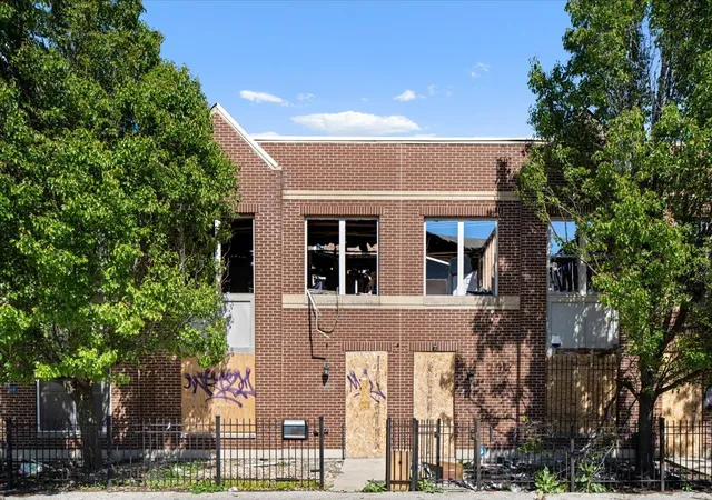 3rd image of 3149 W Lexington St #4, Chicago, IL 60612 | MLS# 12655921