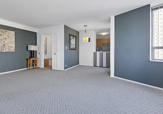 4th image of 5701 N Sheridan Rd #6D, Chicago, IL 60660 | MLS# 12656036