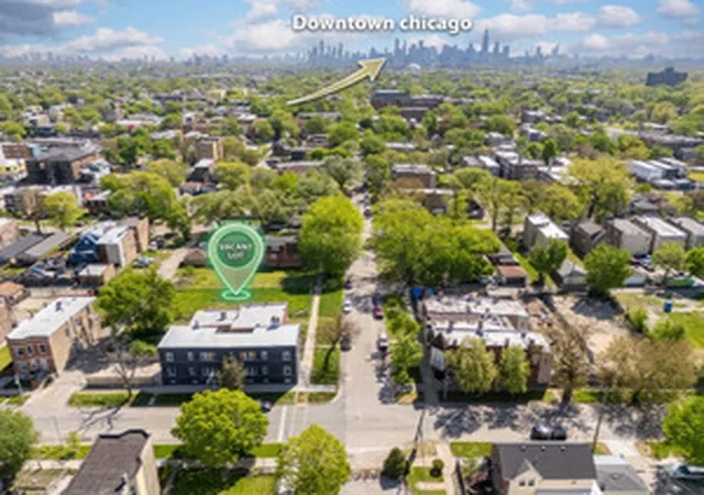2nd image of 3914 W Huron St, Chicago, IL 60624 | MLS# 12656059