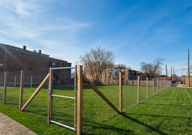 3rd image of 3914 W Huron St, Chicago, IL 60624 | MLS# 12656059