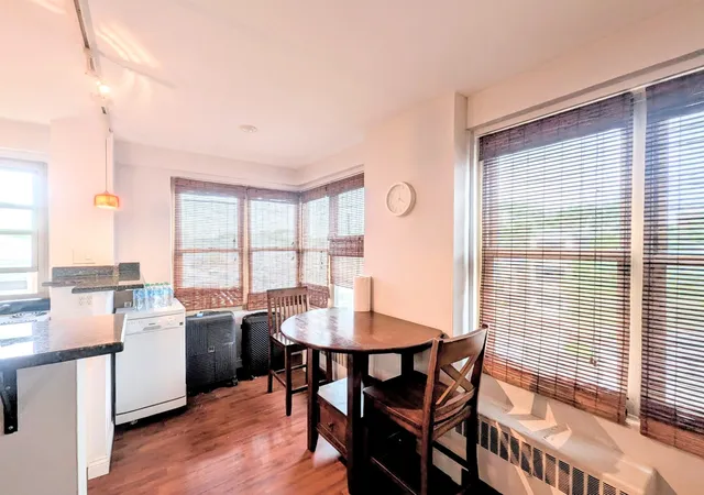 Homes for sale in Chicago, IL | 2610 W Balmoral Ave #306, Chicago, IL 60625 | MLS# 12656160