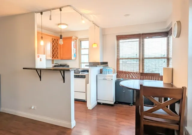 Homes for sale in Chicago, IL | 2610 W Balmoral Ave #306, Chicago, IL 60625 | MLS# 12656160