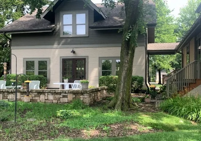 Photo 4 of Single family home for sale at 1516 S Batavia Ave, Geneva, IL 60134 | MLS# 12656260 | Listing updated on 2026-07-27