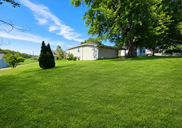 Photo 14 of Single family home for sale at 7919 Hill Dr, Wonder Lake, IL 60097 | MLS# 12656327 | Listing updated on 2026-09-14