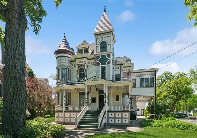 1st image of 214 S State St, Elgin, IL 60123 | MLS# 12656406
