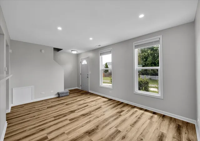 5th image of 943 Four Seasons Blvd #943, Aurora, IL 60504 | MLS# 12656485