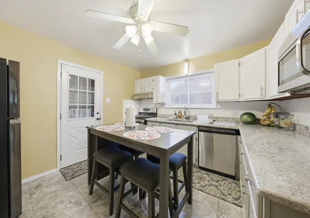 Homes for sale in Midlothian, IL | 14611 Turner Ave, Midlothian, IL 60445 | MLS# 12656527