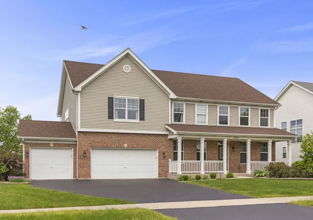 Homes for sale in Plainfield, IL | 12814 Grande Poplar Cir, Plainfield, IL 60585 | MLS# 12656589