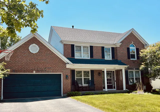 Photo 2 of Single family home for sale at 859 Big Bear Trl, Cary, IL 60013 | MLS# 12656833 | Listing updated on 2026-09-22