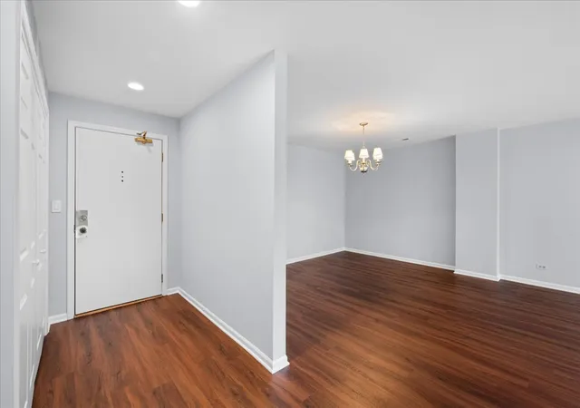 Homes for sale in Highland Park, IL | 1795 Lake Cook Rd, Highland Park, IL 60035