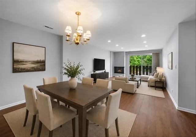 Homes for sale in Highland Park, IL | 1795 Lake Cook Rd, Highland Park, IL 60035