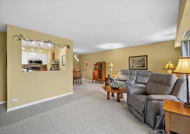Homes for sale in Arlington Heights, IL | 1515 E Central Rd #462B, Arlington Heights, IL 60005 | MLS# 12656859