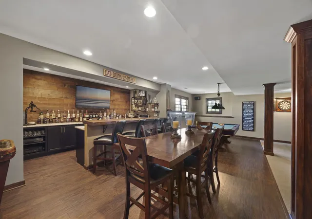 3rd image of 40W082 Fox Mill Blvd, St. Charles, IL 60175 | MLS# 12656933
