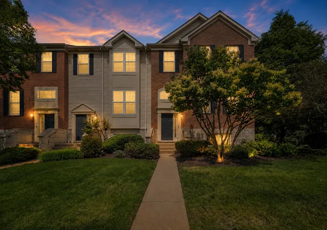 4th image of 758 Lambert Ln #97-6, Bartlett, IL 60103 | MLS# 12656944