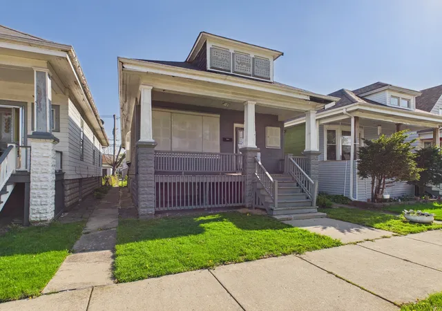 Homes for sale in Chicago, IL | 1327 W 72nd Pl, Chicago, IL 60636 | MLS# 12656963