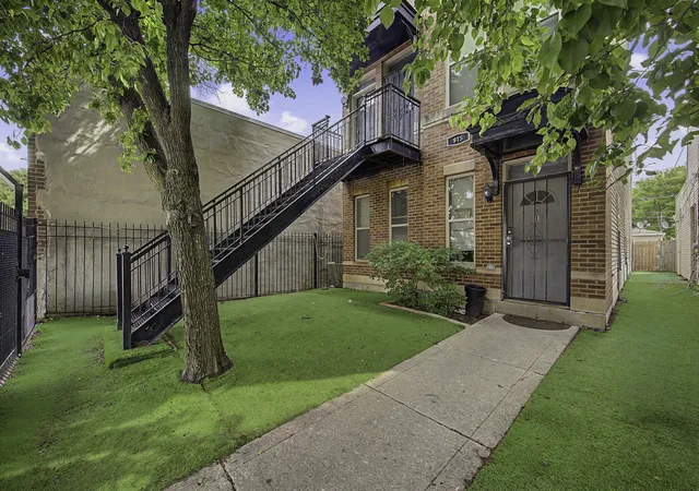 1st image of 915 S Kedzie Ave, Chicago, IL 60612 | MLS# 12656969