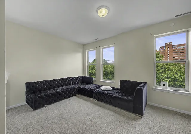 4th image of 915 S Kedzie Ave, Chicago, IL 60612 | MLS# 12656969